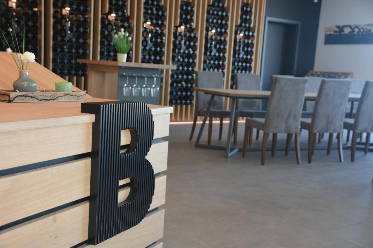 Weingut Bugner Meizelhof Klein-Winternheim Ngoại thất bức ảnh